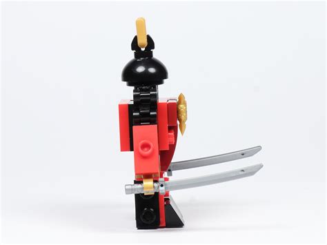 The samurai mech, also known as the samurai x mech, was a large mech used by nya as samurai x to protect ninjago from serpentine threats. Review - LEGO® Ninjago® Legacy 30533 Samurai X Mech ...