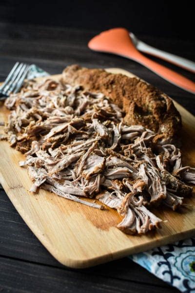 Stir in root beer, bbq sauce and molasses. 21 Day Fix Southwestern Pulled Pork Tenderloin {Instant ...