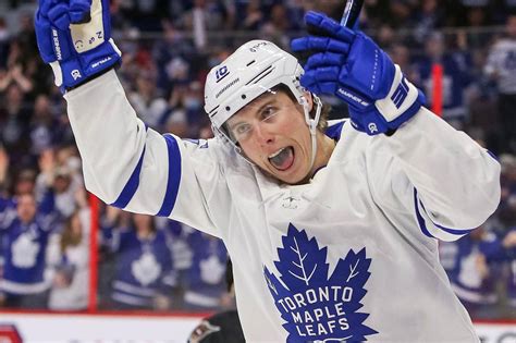 Maple Leafs Star Mitch Marner Robbed And Car Stolen Outside Toronto