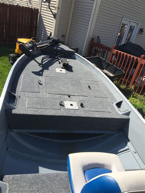 A good aluminum boat can bring many years of joyous fishing on the water. Custom made casting deck out of 3/4" plywood. | Jon boat ...