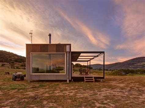 Australia's First Flat-Pack, Off-Grid Tiny Home