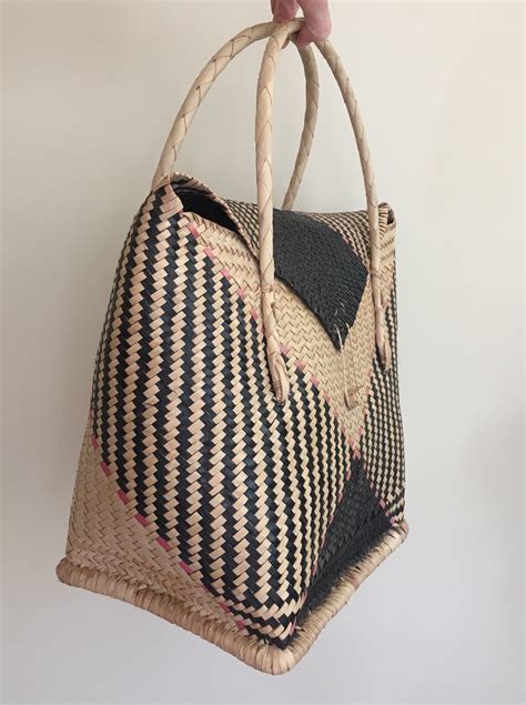 Woven Straw Tote Bag Large Size Vintage Natural White Beige Brown