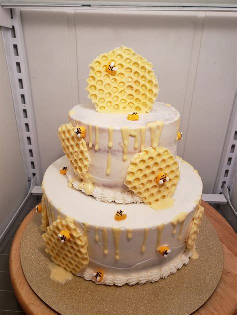 Honeycomb Theme Cake Themed Cakes Cake Desserts