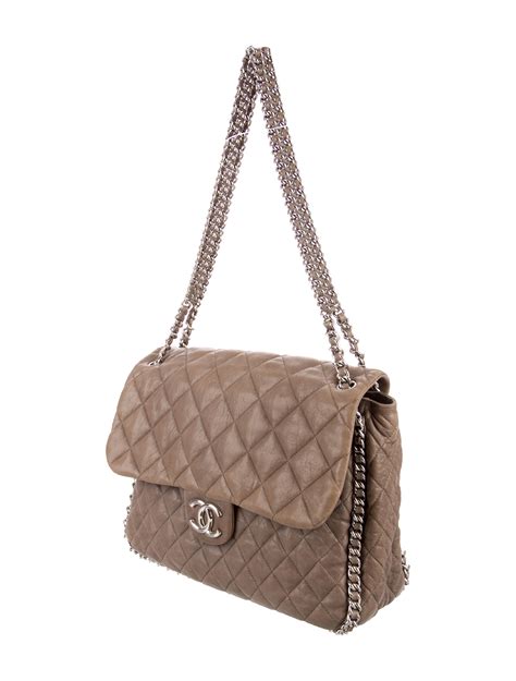 Chanel Chain Around Maxi Flap Bag Handbags Cha98788 The Realreal
