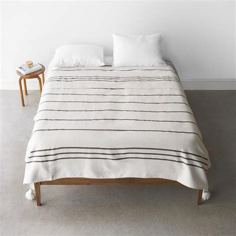 The Best Minimalist Bedding For A Serene Bedroom