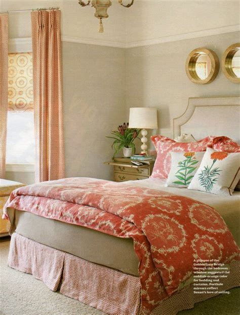 Teal and coral bedroom idea. Another gorgeous coral bedroom...with a green wall color ...