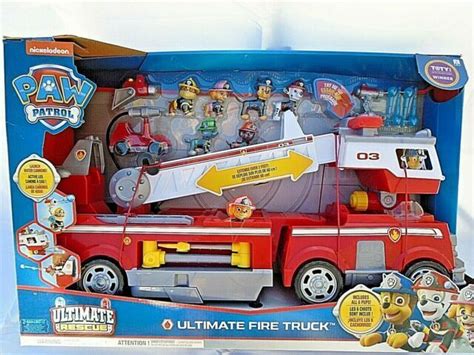 のため Paw Patrol ー Ultimate Rescue Fire Truck With Extendable 2 Foot Tall