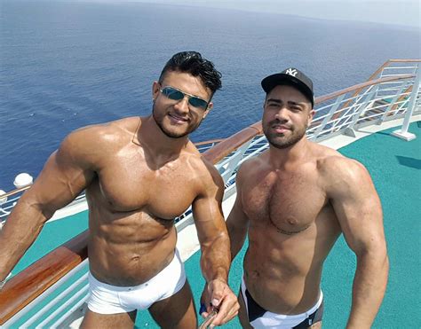 Diego Lauzen Wagner Vittoria Cruise Ship Coisas De Homens Homens