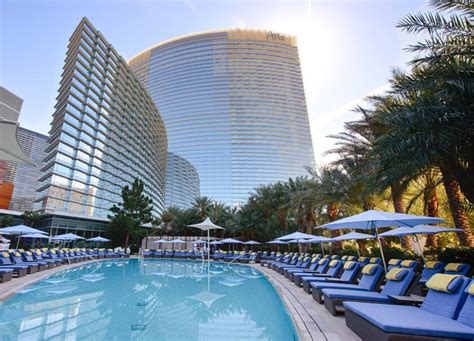 Las Vegas Aria Sky Suites Pool Los Angeles Times