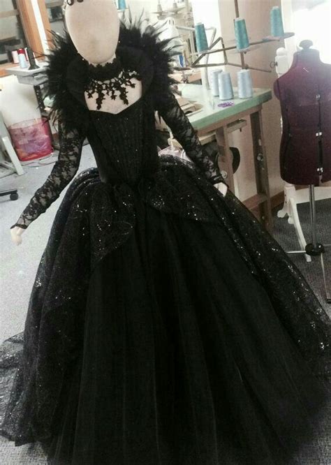 Black Queen Outfit 😍 Queen Costume Evil Queen Costume Fantasy Gowns