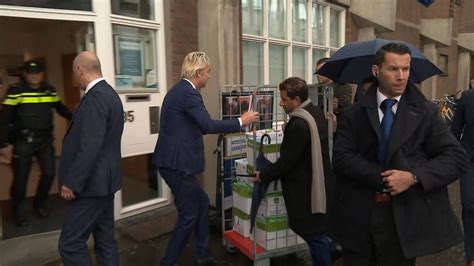 Wilders Doet Aangifte Van Discriminatie Tegen Rutte My Xxx Hot Girl