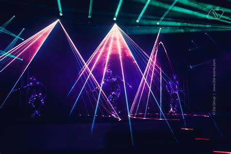 Laser Mirror Show In Dubai 2id Events