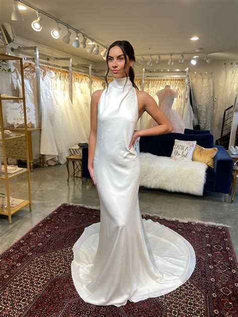 Casablanca Bridal Le126 Sample Wedding Dress Save 47 Stillwhite