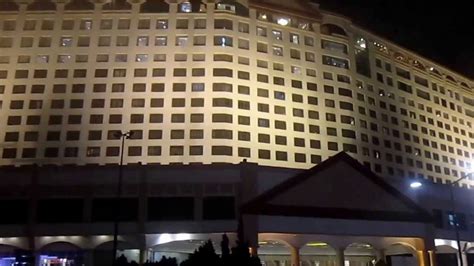 It is a mountain resort positioned within the titiwangsa mountains on the boundary among the states of selangor and pahang of malaysia. Genting Highlands Hotel & Casino - YouTube