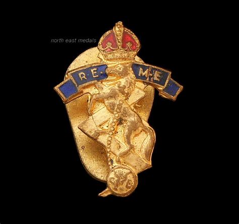 Reme Royal Electrical And Mechanical Engineers Lapel Badge British