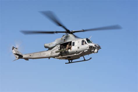 Filea Us Marine Corps Uh 1y Venom Helicopter Of Marine Light Attack