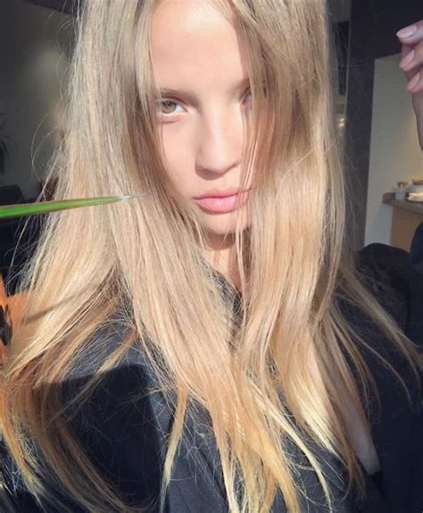 Pin By Bsxis On Magdalena Frackowiak Hair Hair Makeup Beauty