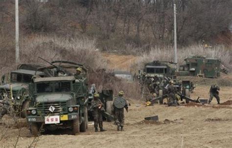 انطلاق أكبر مناورات عسكرية مشتركة بين كوريا الجنوبية والولايات المتحدة بوابة الأهرام