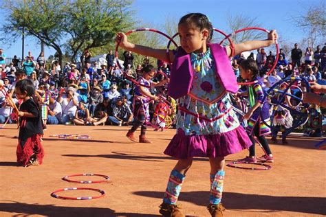 The First Female Hoop Dancing Champion On Passing The Tradition Fronteras