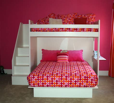 This single bunk bed is customizable and on sale for a limited time! Fantasy Twin over Queen Bunk Bed by Country Cottage