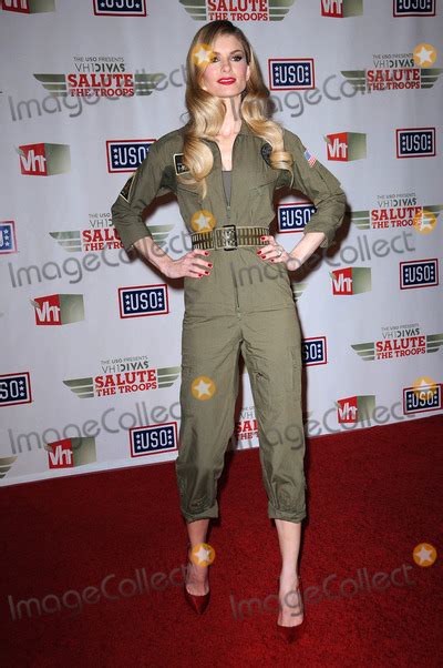Photos And Pictures Marisa Miller At Vh1 Divas Salute The Troops Marine Corps Air Station