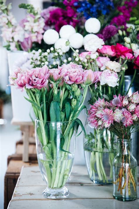 Theflowerpantry — Abbie Melle Glass Vase Country Style Magazine Vase
