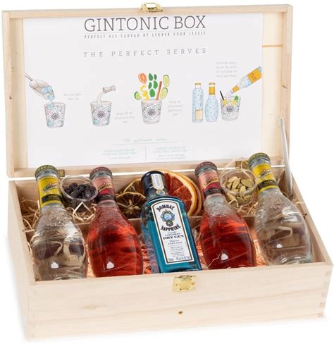 Gin Tonic Geschenkset Gin Tonic Pakket Bombay Sapphire And Schweppes Drankpakket