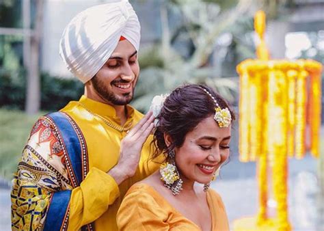 Neha Kakkar Shares Glimpses Of First Karwa Chauth With Husband Rohanpreet Yes Punjab Latest