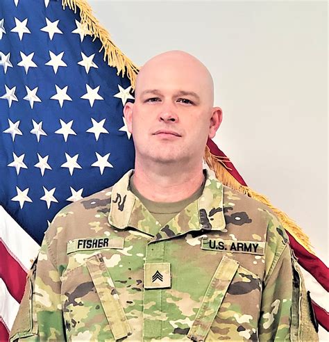 Army Reserve Engineer Nco Receives Dod Cyber Scholarship Us Army