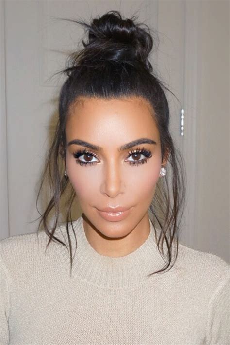 kim kardashian s hamptons hair — messy bun how to — get the look hollywood life