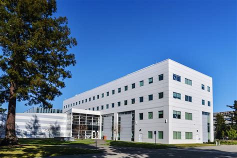 Cal state east bay offers excellent education in an exciting location at a competitive price. Learn about the 23 Cal State Universities