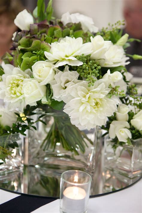 Frances Dunn Florist Green And White Wedding Boeket
