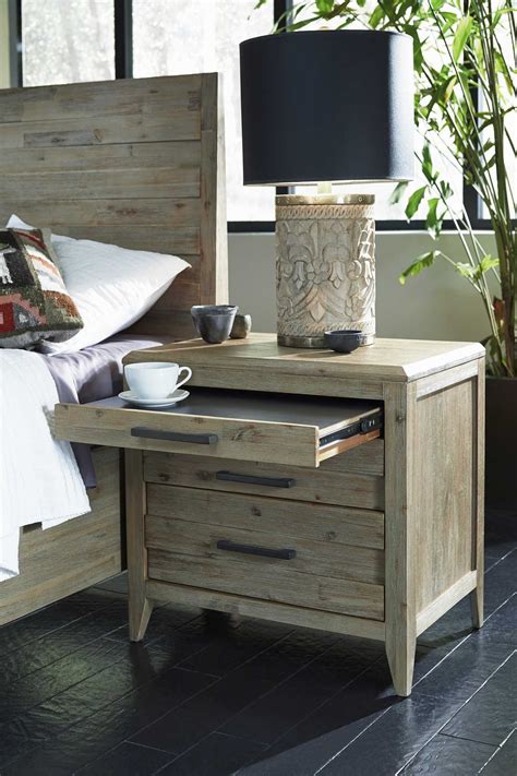 Featuring everything you need to furnish your home, from the living room to the bedroom, you'll have to see these deals for yourself. Palliser Case Goods Furniture & Palliser Bedroom Furniture ...