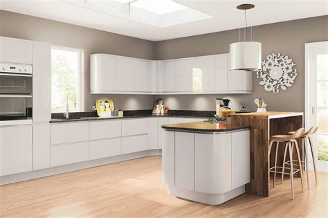 Click through these 32 grey kitchens that will tempt you to consider grey hues in your own space. Lacarre Gloss Light Grey Kitchen