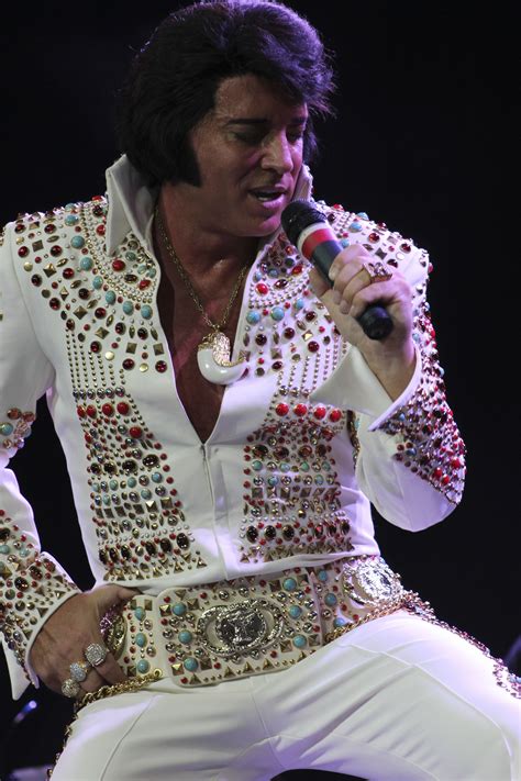 Elvis Impersonator Elvis In Concert Elvis Presley Pictures
