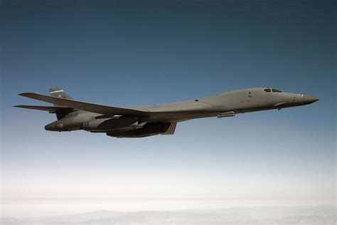 B 1b Lancer013