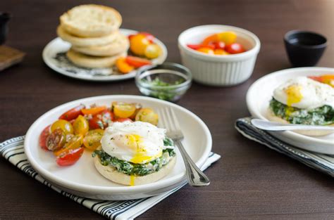 Poached Eggs With Creamy Spinach Cook Smarts