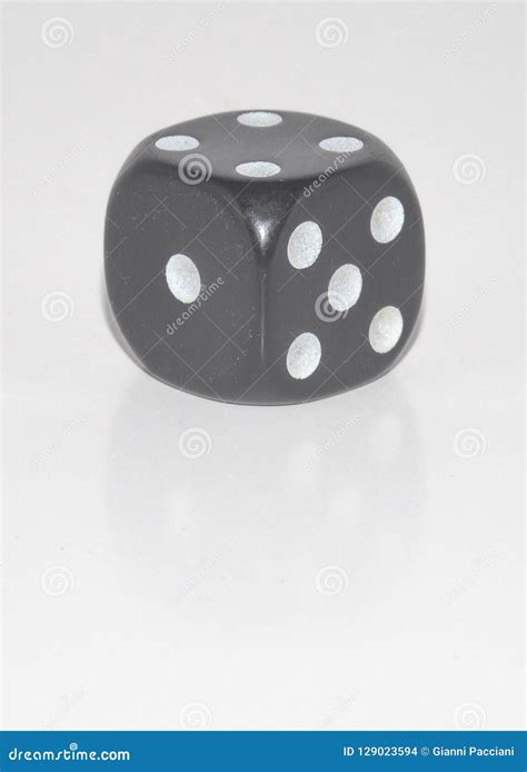 Em Um Dado De Seis Faces