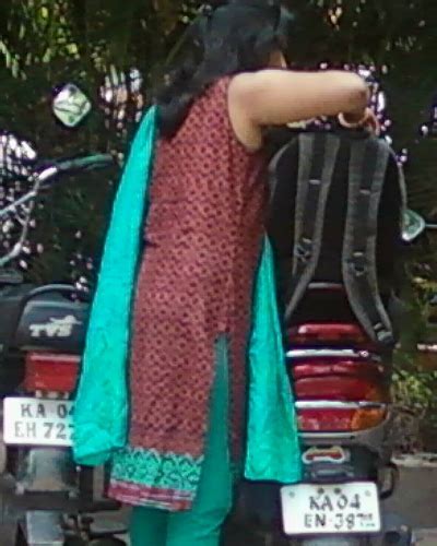 cute and hot indian aunties real life picture hot mallu aunties