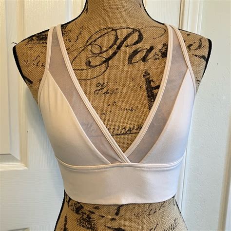 Aerie Intimates And Sleepwear Aerie Chill Play Move Nude Cream Mesh Sport Bra Crisscross Back