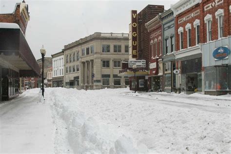 Snowstorm Blasts Northern Michigan Communities
