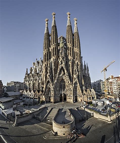 Sagrada familia (линии l2 и l5). Unfinished Sagrada Familia Finally Gets Building Permit ...