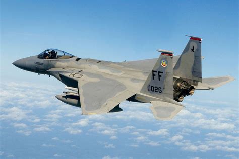 The Us Air Force Expects To Equip F 15 Fighter Jets With Laser