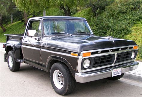 77 Ford F 100 Short Bed Step Sid