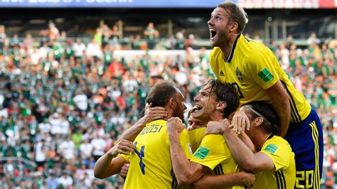 Mexico Loses To Sweden Mexico Advances Celebrate The New York Times