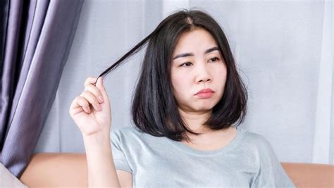 Mengenal Trikotilomania Gangguan Mental Pemilik Kebiasaan Menjambak Rambut