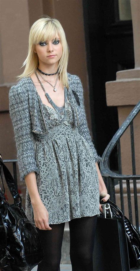 Taylor Momsen Recalls Complicated Choice To Leave Gossip Girl