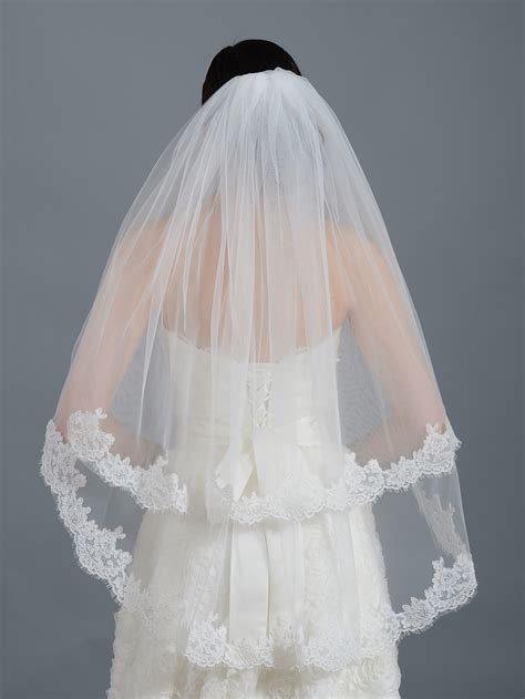 2-tier ivory elbow alencon lace wedding veil V042-V042