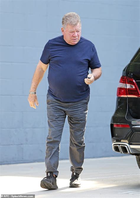 william shatner 88 still wearing wedding ring after filing for divorce from fourth wife