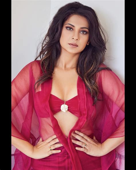 jennifer winget raises temperature in magenta bralette see the hottie s sexy pictures news18